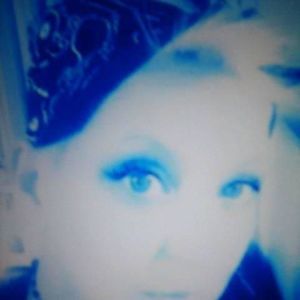 Meet your Posher, Paula